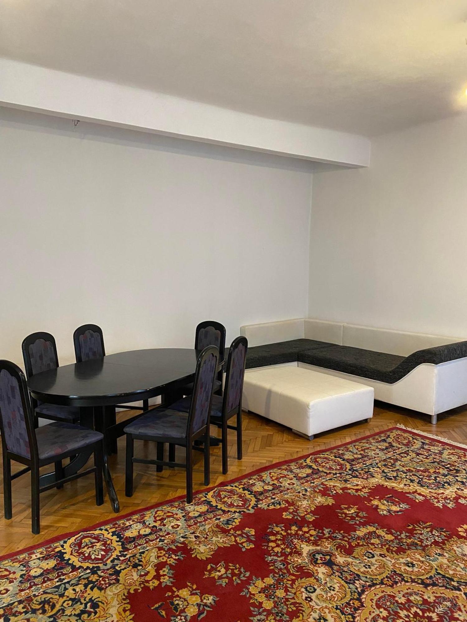 Apartament Istoric Ultracentral - With Parking Sibiu Exteriör bild